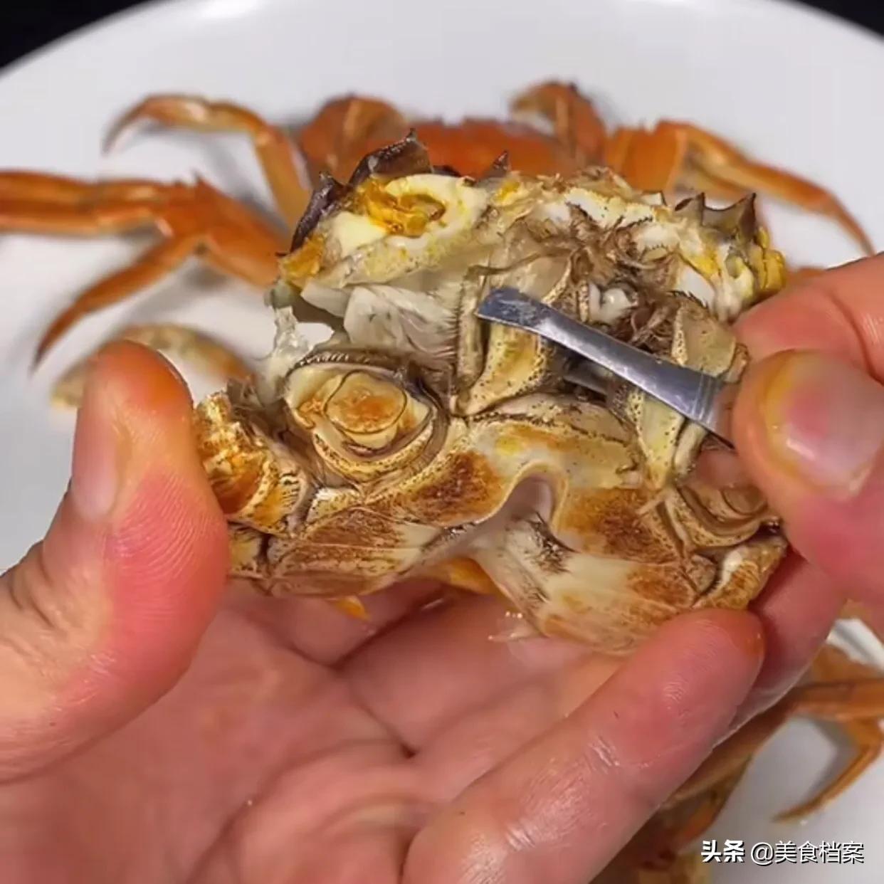 螃蟹哪里不能吃高清图，螃蟹怎么蒸才正确？